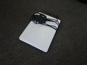 💻 Dell Inspiron Mini 910 Laptop - Intel Atom 1.6Ghz/2Gb/16Gb, Windows 10 💻 - Picture 1 of 7