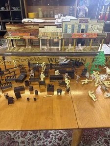 1950'S MARX- ROY ROGERS WESTERN TOWN COWBOY-TOY PLAYSET- W BOX-FIGURES READ! - Picture 1 of 23
