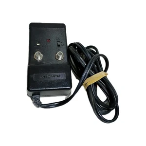 Amplificador de señal coaxial Archer 15-1108 UHF/VHF/FM amplificador de TV de colección - Imagen 1 de 5
