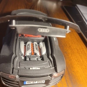 1,/18 Audi Dicast Car - Picture 1 of 3