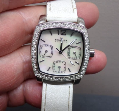 Reloj para mujer SKAGEN multifunción gemado con batería nueva - ¡Funciona muy bien! f64 Foto 1 de 4