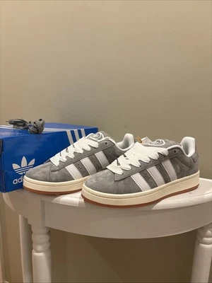 Size 6 Women’s - adidas Campus 00s Gray White Gum - Image 1 of 4