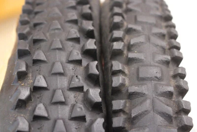 VINTAGE SPECIALIZED TEAM CONTROL S /MASTER F&R SKIN TAN WALL 26” INCH TIRES SET - Image 1 of 4