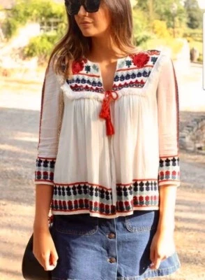 Chaqueta Top ZARA Mediana Blanca Boho Borla Bordada Algodón Caftán Foto 1 de 4