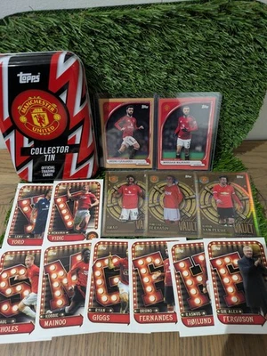 Manchester United Topps 2025/26 Team Set + Extras - 2 Numbered - Image 1 of 4