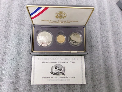 1991 US Mint Mount Rushmore anniversary Coin Set. Gold and Silver Coins.USC00UC0 - Image 1 of 4