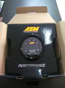 Manometro Strumento AEM UEGO Wideband Stechiometrico SONDA 4.9 X-series 30-0300 - Foto 1 di 8