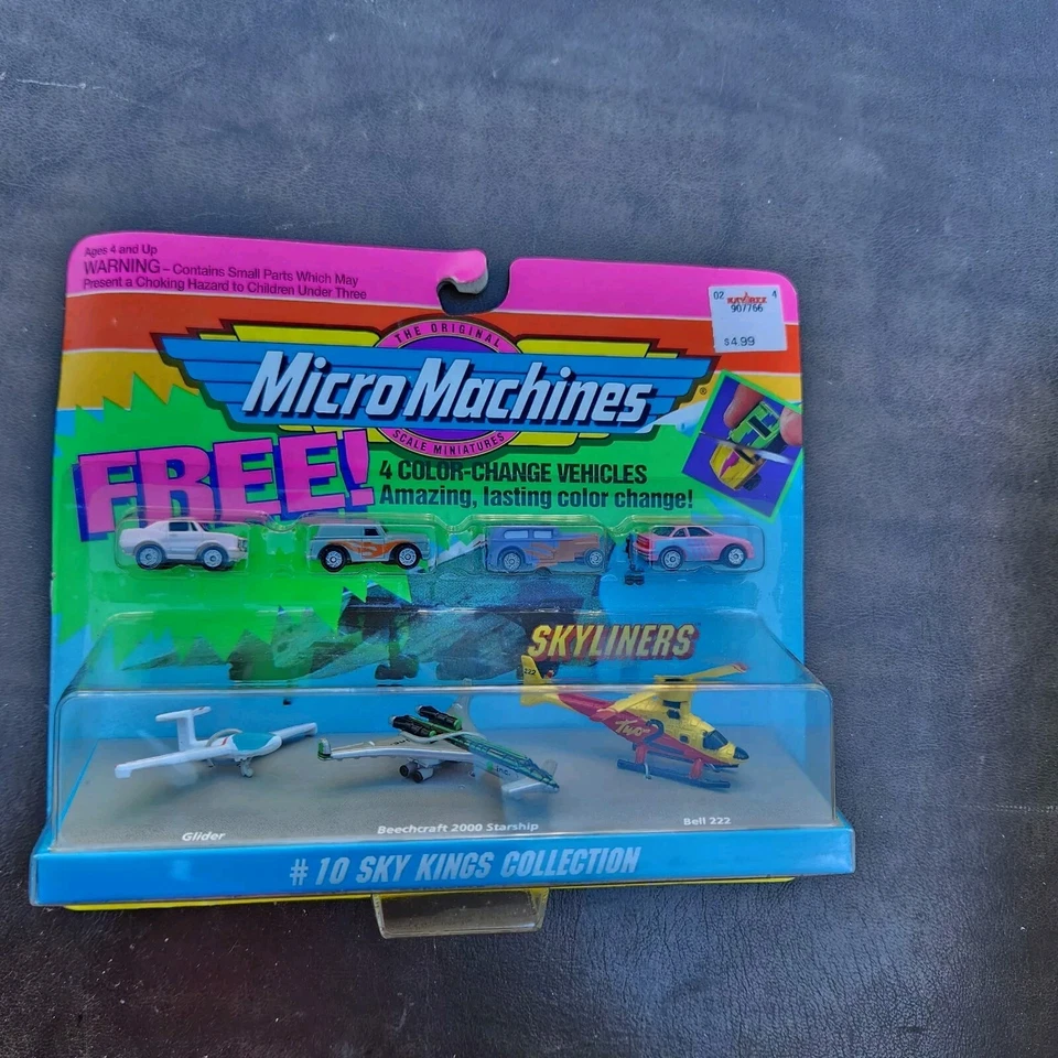 Micro Machines #10 Sky Kings Nuevo en Paquete Skyliners Raro 1994 planeador nave estelar Bell C44 Foto 1 de 2