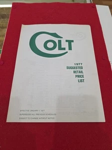 Lista de precios de distribuidor de armas de fuego Colt 1977 de colección catálogo de armas - Imagen 1 de 2