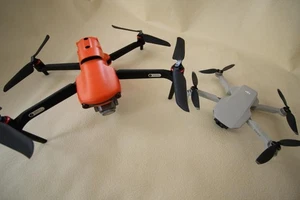 Autel EVO II Pro V1 & DJI Mini 2 Drone Set Japan Excellent Condition - Picture 1 of 9