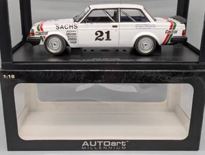 Modellini auto 1:18 Autoart Volvo 240 Turbo Winner #21 DTM Wunstorf 1985 IMBALLO ORIGINALE - Foto 1 di 11