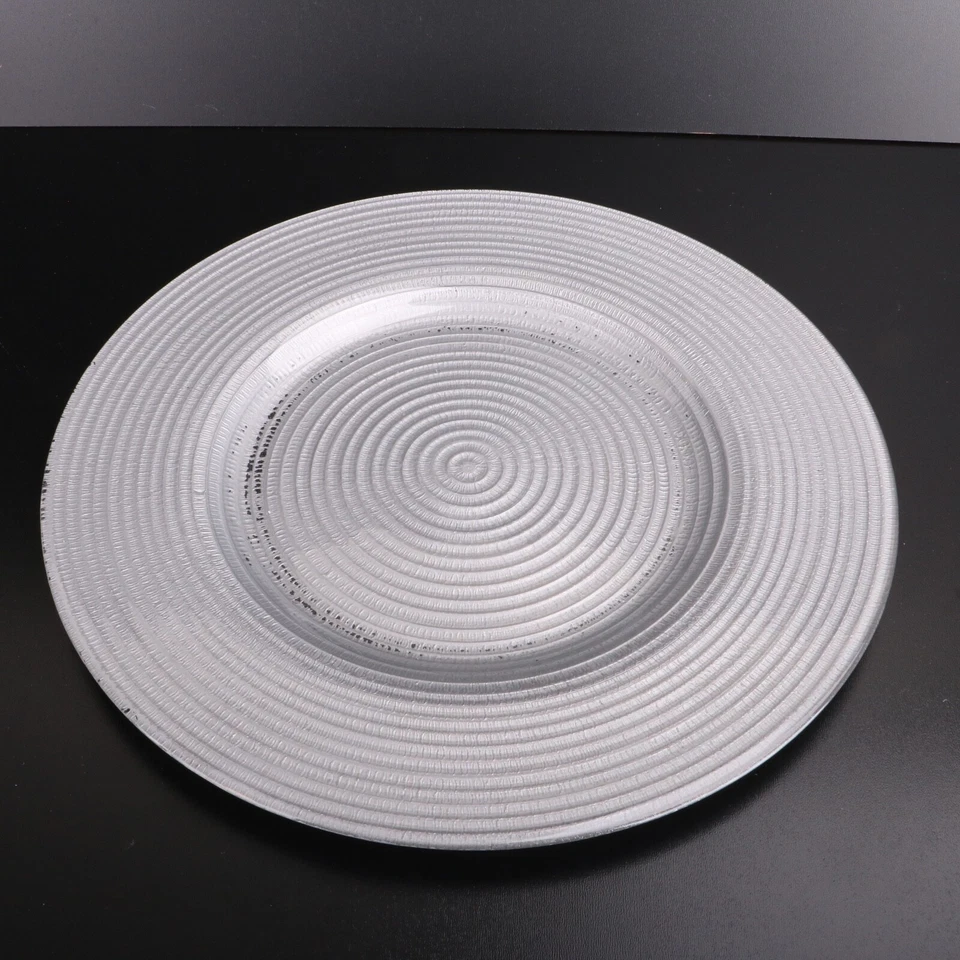 Plato de cena cargador color plata Foto 1 de 4