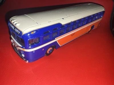 Líneas de autobús Corgi escala 1/50 fundido a presión GM Lionel Foto 1 de 4