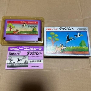 Duck Hunt Nintendo FC Famicom NES Game Software Japan with Box and Manual - Picture 1 of 4