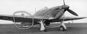 HAWKER HURRICANE - Original Flugzeugbild - Bild 1 von 2