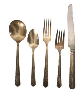 Simeon L & George H Rogers Oneida Jasmine Silver Plate Spoons Forks Knife ca1939 - Picture 1 of 5