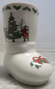 Holiday Studio Nova Christmas Tree MZ543 Boot 5" Vase Ceramic Festive Planter - Picture 1 of 8
