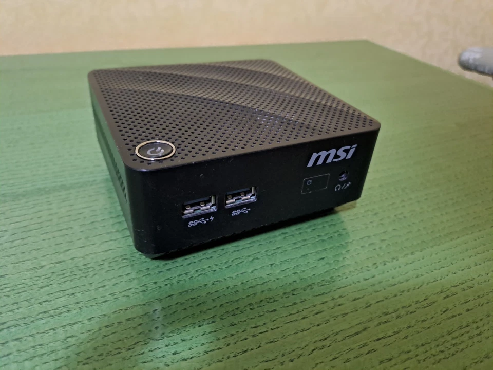 Mini Pc Msi Cubi - Immagine 1 di 4