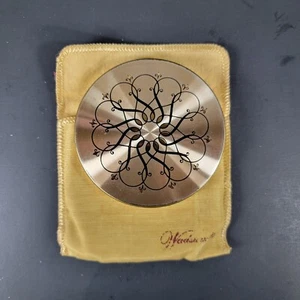 De colección 1940 Wadsworth Polvo Compacto Grabado Pergamino Sin Puff EE. UU. - Imagen 1 de 5