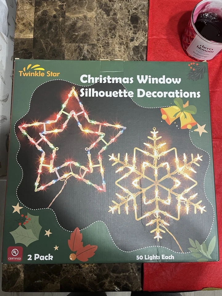 Silueta de ventana de Navidad decoración de luz Foto 1 de 4