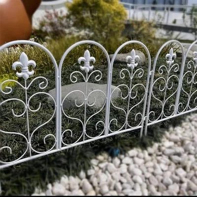 Gartenzaun Steckzaun aus Metall – 4er Set, rostfrei & steckbar, ohne Graben  - Bild 1 von 3