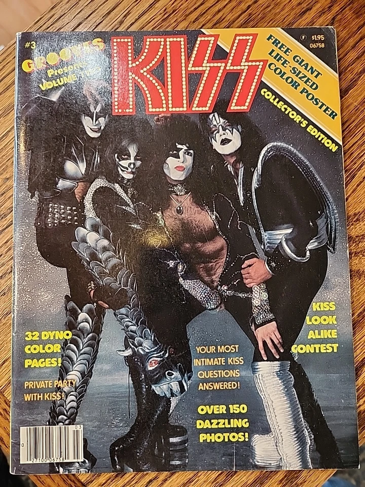 1978 Grooves Vol 1 #3 Kiss With Giant Poster - Image 1 of 4