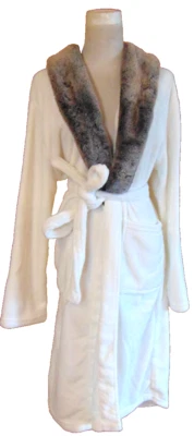 CVS/PHARMACY WOMENS SOFT PLUSH WHITE/BROWN FAUX FUR BATH ROBE NIGHT ROBE~M-XL - Image 1 of 4