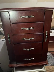 Vntg Floor Standing Jewellery Armoire With Mirror (2 Legs For Restore) - Picture 1 of 18