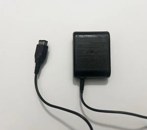 Official Nintendo Gameboy Advance SP GBA Charger OEM Model NTR-002 TESTED - Picture 1 of 3