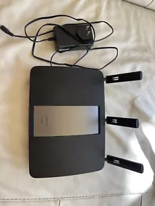 Linksys EA6900 V1.1 5-Port Wireless Router WiFi - Picture 1 of 3