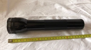Torcia MAGLITE LED 2D-cell NERA MAG LITE D cell LED serie DL2 Pila - Imagen 1 de 5