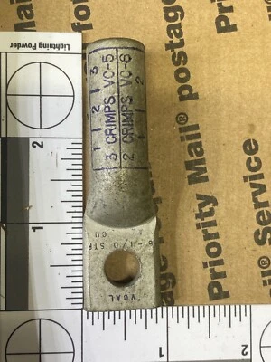 Un terminal de compresión de aluminio (1/0-6 STR) Foto 1 de 4