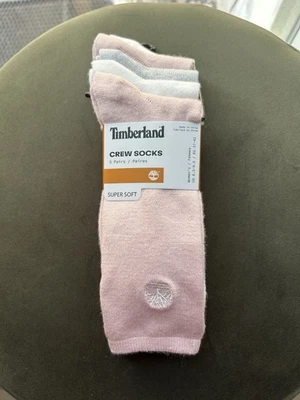 New! Timberland Socks Women’s 5 Pair Pack Super Soft Crew Socks Pink Grey White - Image 1 of 4