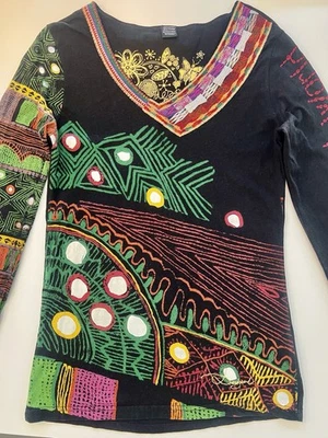 Blusa túnica con cuello en V floral de manga larga Desigual para dama talla L Foto 1 de 4