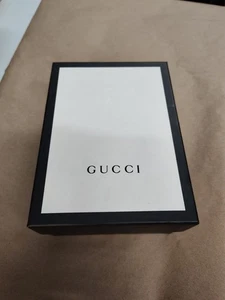 AUTÉNTICA CAJA DE REGALO DE ALMACENAMIENTO VACÍA BLANCA NEGRA GUCCI 6" X 8" X 3,5" - Imagen 1 de 11