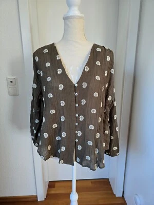 Tolle Bluse von Zara, khaki-grün, M/40, neu bestickt, Leinenoptik - Bild 1 von 3