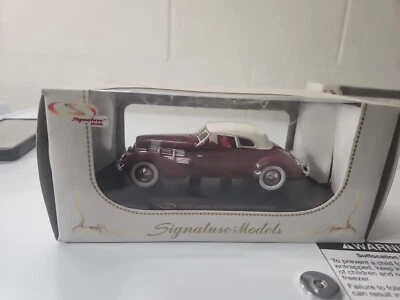 Signature Models 1937 Cord 812 Supercharged Maroon Scale 1:32 - Image 1 of 4