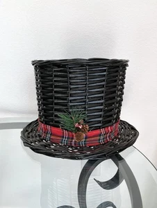 Christmas Woven Wicker Basket Container Box Storage Snowman Santa Hat Red Green - Picture 1 of 7