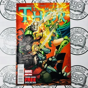 Cómic Mighty Thor #17 Vol 1 2012 Marvel Comics casi nuevo Enchantress Deconsecrator - Imagen 1 de 5