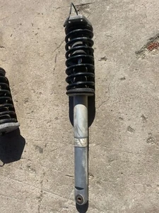 Maserati Quattroporte M139 Ammortizzatore anteriore sospensione pneumatica - Imagen 1 de 4