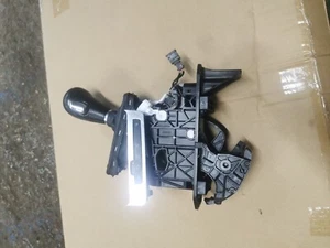 Selector de engranajes automático Audi Q7 4L 4L2713041R - Imagen 1 de 4