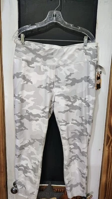 Mujer Avia Blanco y Gris Camuflaje Capri Leggings Talla XL 16/18 Nuevo Foto 1 de 4