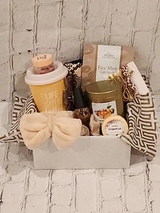 Lady's Gift Box - Picture 1 of 4