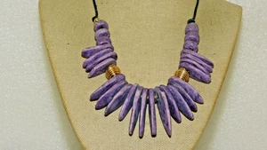 20" ASSORTED FAUX AMETHYST GLASS BEAD BLACK CORD GOLD TONE STATEMENT NECKLACE - Picture 1 of 3