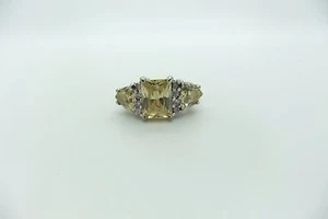 Vintage Sterling Silver Dinner/Engagement Yellow CZ Ring Sz -7 3/4- Circa 1980's - Imagen 1 de 3