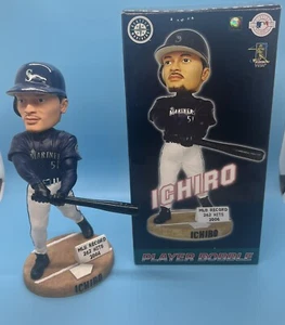 NIB NEW Ichiro Mariners 2004 262 Hits Season Bobblehead Player Bobble Japan!! - Picture 1 of 2