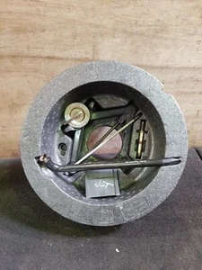 KIT DE HERRAMIENTAS DE ALMACENAMIENTO DE POZO DE RUEDA DE REPUESTO JAGUAR TIPO S ESPUMA - Imagen 1 de 3