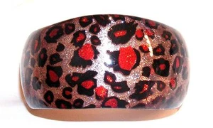 BRACELET Wide Bangle Glittery Acrylic REALISTIC SILVER WILD CAT PRINT - Picture 1 of 1
