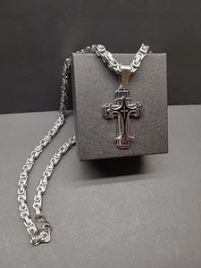 Colgante Cruz Y Collar 23" Plata Y Negro Acero Inoxidable - Imagen 1 de 4