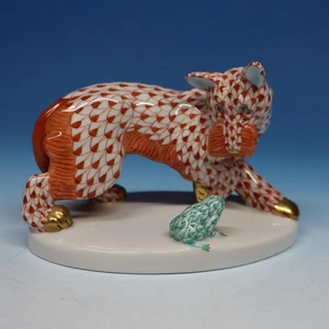 Herend Hungría - Estatuilla de red oxidada - Terrier escocés con rana - 41/4 pulgadas - Imagen 1 de 5